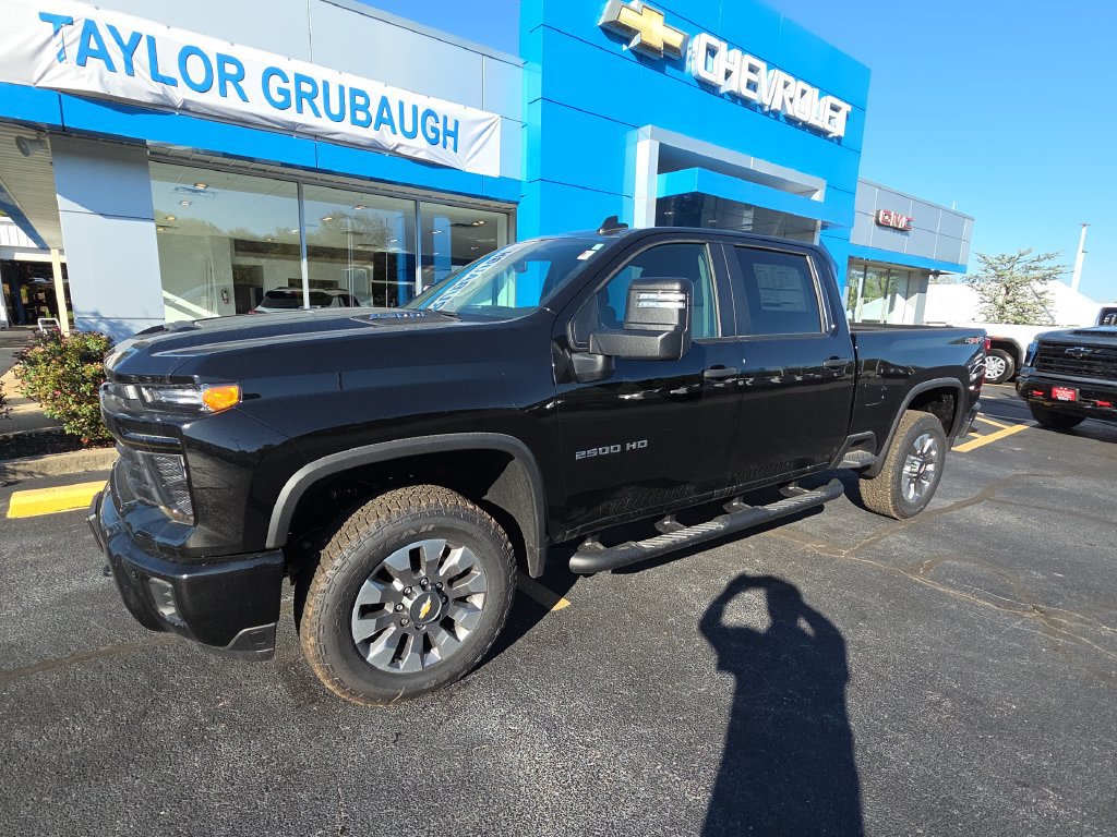 New 2026 Chevrolet Silverado 2500 Custom w/ Custom Value Package AWD/4WD image 4