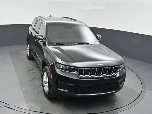 New 2026 Jeep Grand Cherokee Laredo w/ MOPAR Finishing Package image 36