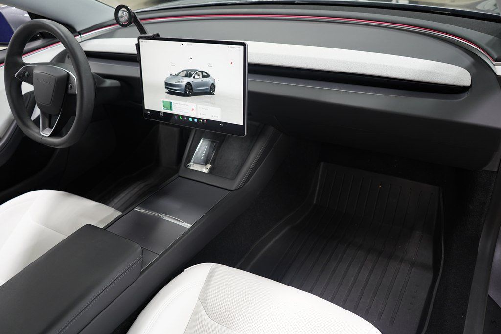 Used 2025 Tesla Model 3 Long Range RWD image 27