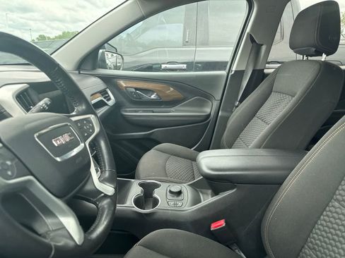 Used 2019 GMC Terrain SLE w/ Driver Convenience Package FWD image 32