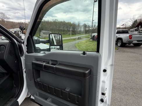 Used 2015 Ford F350 XL w/ Power Equipment Group image 49