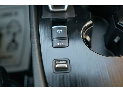 Used 2024 Nissan Rogue SV w/ SV Premium Package FWD image 19