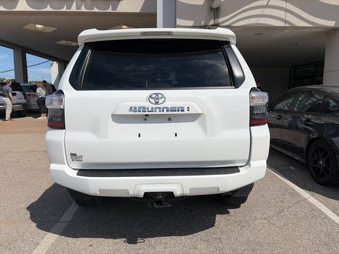 Used 2024 Toyota 4Runner SR5 Premium w/ Moonroof Package AWD/4WD image 6
