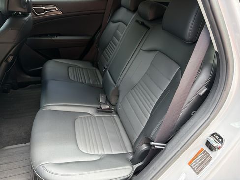 Used 2024 Kia Sportage SX FWD image 21