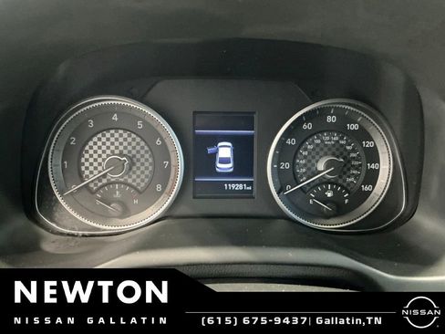 Used 2020 Hyundai Elantra SEL FWD image 22