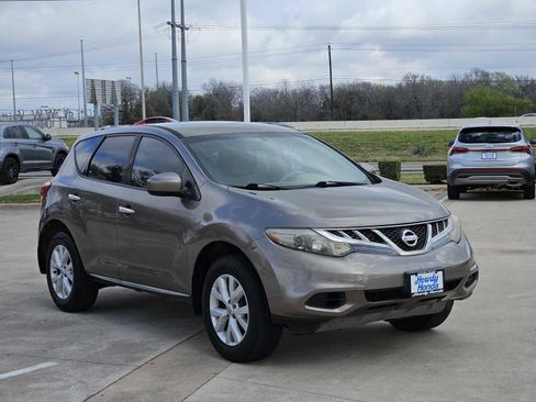 Used 2012 Nissan Murano S image 3
