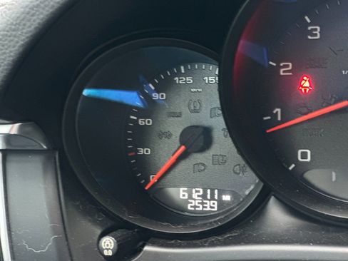 Used 2017 Porsche Macan image 23