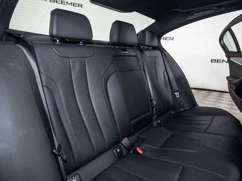 Used 2023 BMW 530i w/ M Sport Package RWD image 15
