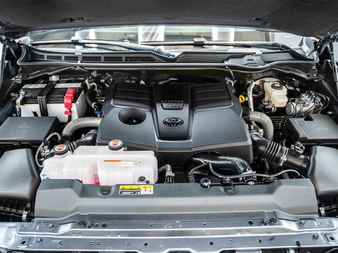 Certified 2026 Toyota Tundra SR5 AWD/4WD image 20