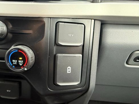 New 2026 Ford F250 XL w/ XL Chrome Package image 40