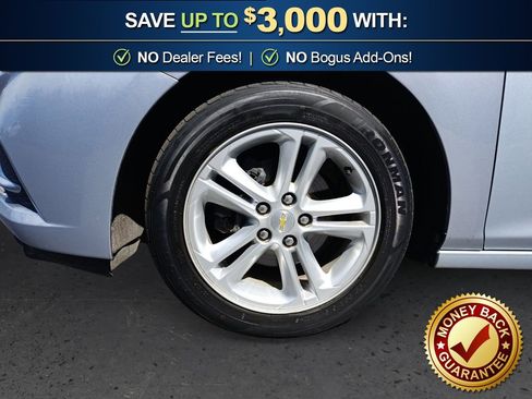 Used 2017 Chevrolet Cruze LT image 13