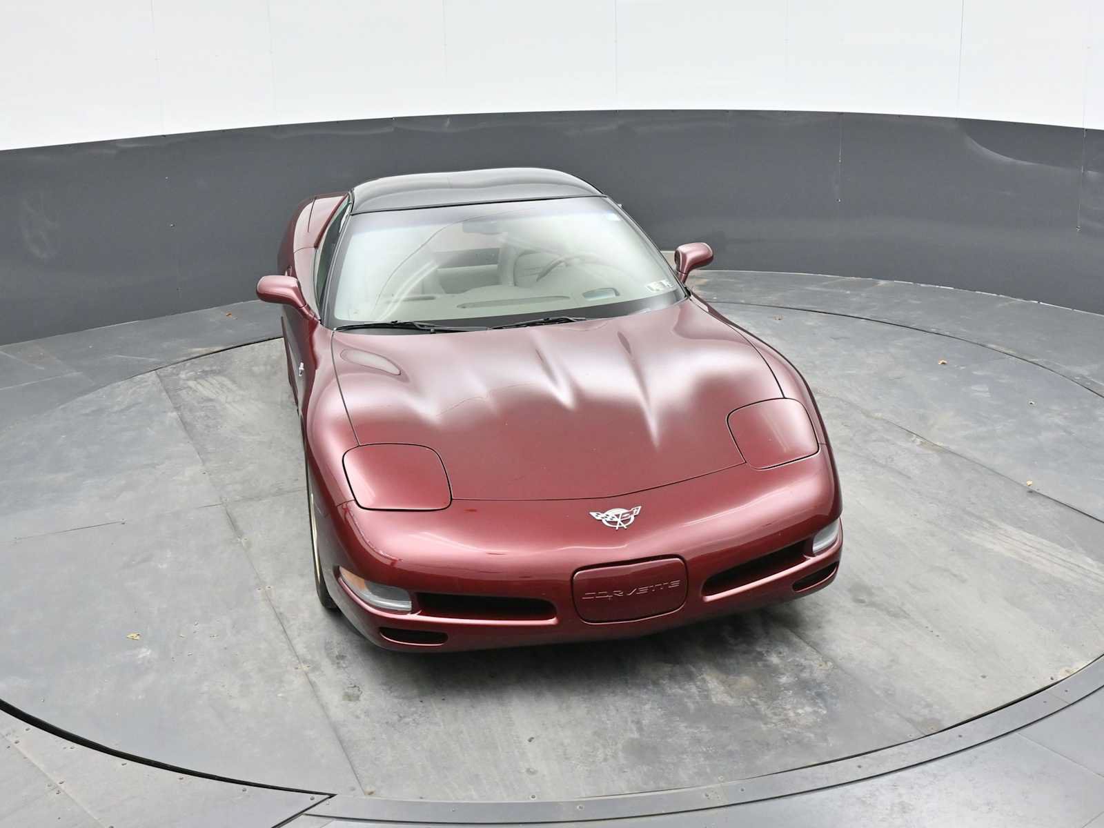 Used 2003 Chevrolet Corvette Coupe w/ Preferred Equipment Group RWD image 17