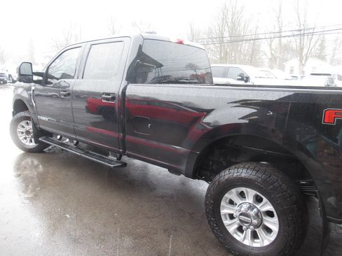 Used 2022 Ford F350 XLT w/ XLT Value Package image 11