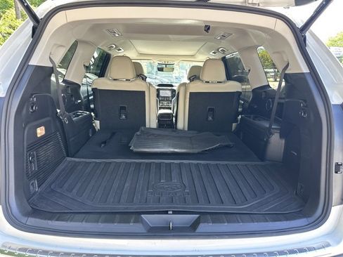 Used 2022 Subaru Ascent Limited w/ Technology Package AWD/4WD image 23