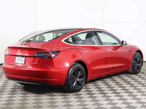 Used 2018 Tesla Model 3 Long Range image 11