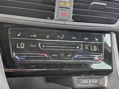 Used 2025 Volkswagen Jetta Sport FWD image 15