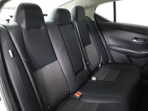 Used 2022 Nissan Sentra SV image 26