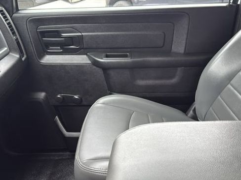 Used 2018 RAM 3500 Tradesman w/ Chrome Appearance Group image 26