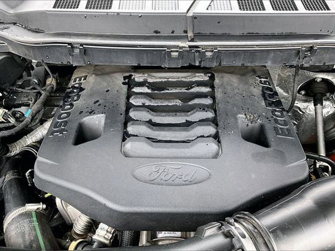 Used 2022 Ford F150 Lariat w/ Max Trailer Tow Package image 34