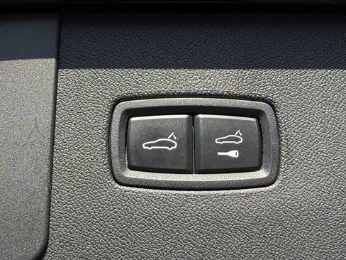 Certified 2023 Porsche Cayenne Turbo S image 15