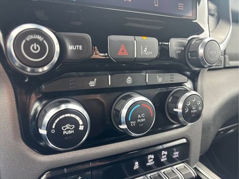 Used 2025 RAM 1500 Big Horn AWD/4WD image 14