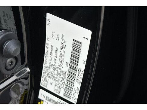 New 2025 Toyota Tundra Limited image 33