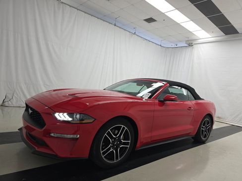 Used 2018 Ford Mustang Premium image 3