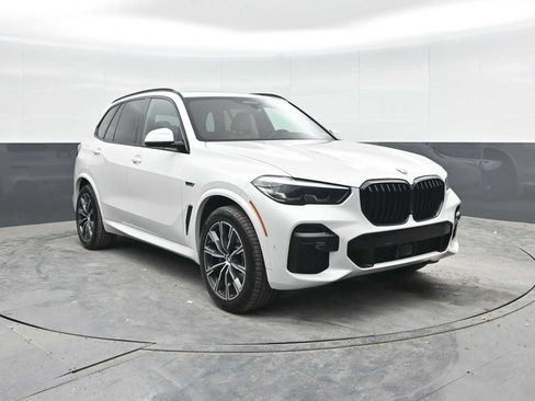 Used 2022 BMW X5 xDrive45e w/ M Sport Package AWD/4WD image 7