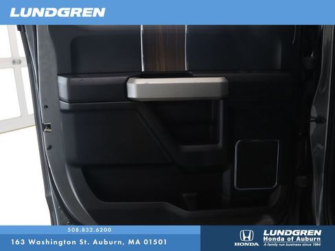 Used 2016 Ford F150 Lariat image 13