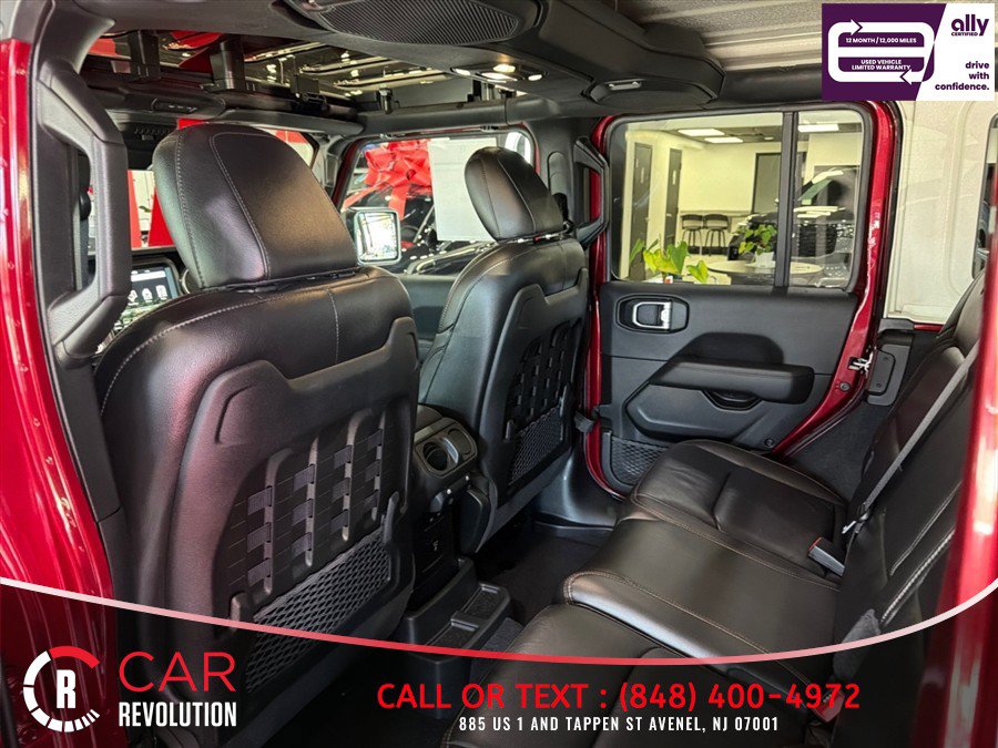 Used 2022 Jeep Wrangler Unlimited Rubicon w/ Trailer Tow Package AWD/4WD image 39