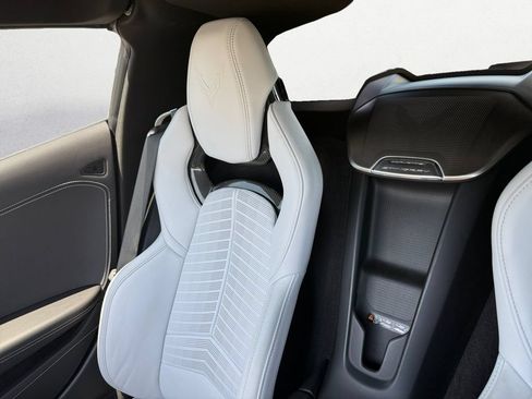 Used 2020 Chevrolet Corvette Stingray Preferred Cpe w/ 2LT Preferred Equipment Group RWD image 25