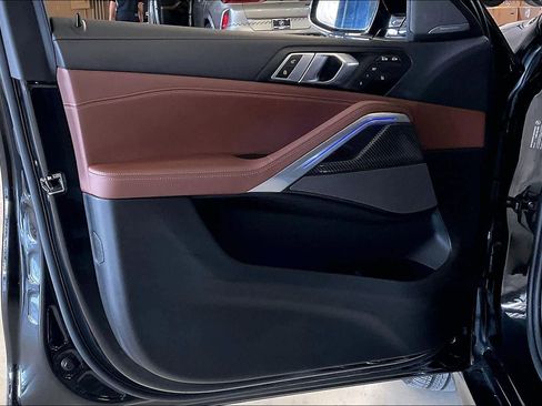 Used 2026 BMW X6 M60i image 21