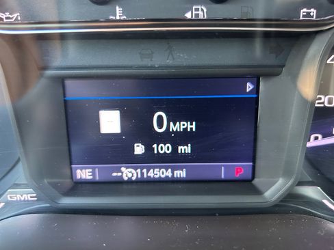 Used 2019 GMC Sierra 1500 SLT image 2