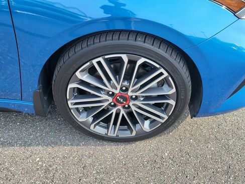 Used 2023 Kia Forte GT w/ GT2 Package FWD image 40