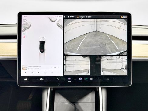 Used 2021 Tesla Model Y 2WD image 13