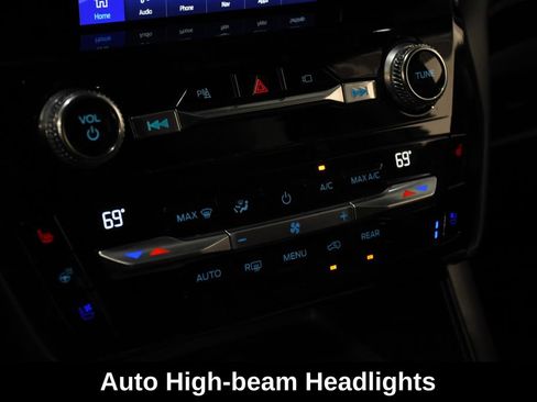 Used 2021 Ford Explorer Platinum w/ Equipment Group 601A AWD/4WD image 25