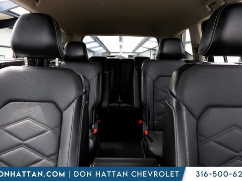 Used 2024 Volkswagen Atlas SE AWD/4WD image 17