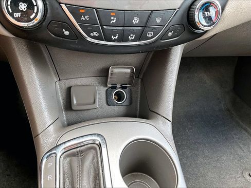 Used 2017 Chevrolet Cruze Premier w/ RS Package FWD image 21