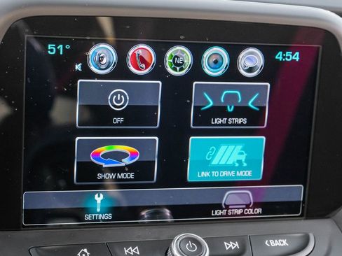 Used 2018 Chevrolet Camaro ZL1 image 32