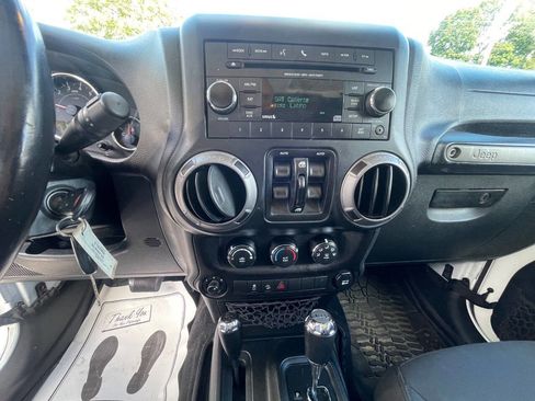 Used 2017 Jeep Wrangler Unlimited Sport w/ Quick Order Package 24S image 18