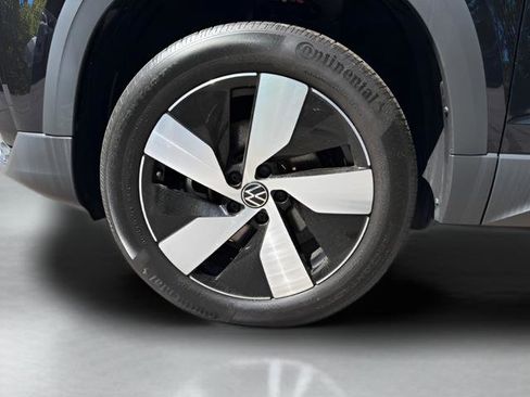 Used 2023 Volkswagen Taos S w/ IQ Drive S Package AWD/4WD image 15
