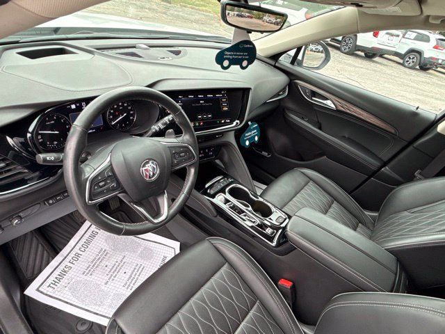 Certified 2022 Buick Envision Avenir w/ Technology Package II FWD image 16