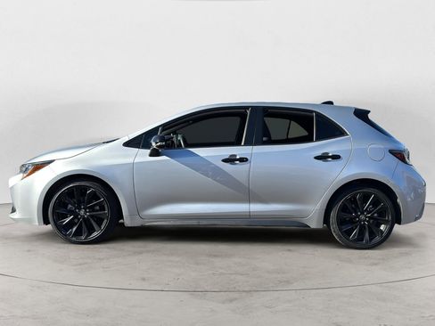 Used 2021 Toyota Corolla SE image 3