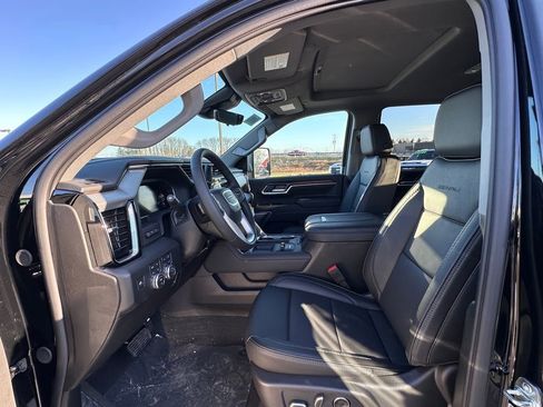 New 2026 GMC Sierra 2500 Denali w/ Denali Reserve Package AWD/4WD image 15