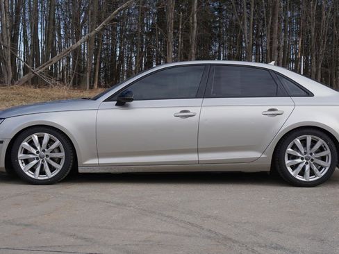 Used 2017 Audi A4 2.0T Premium w/ Convenience Package image 2