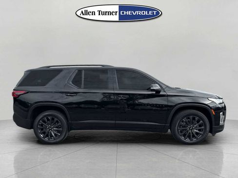 Used 2023 Chevrolet Traverse RS w/ LPO, Cargo Package image 3