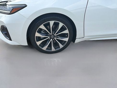 Used 2021 Nissan Maxima Platinum w/ Sport Mat Group image 30