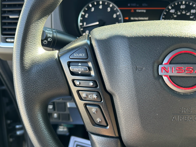 Used 2022 Nissan Frontier SV RWD image 23