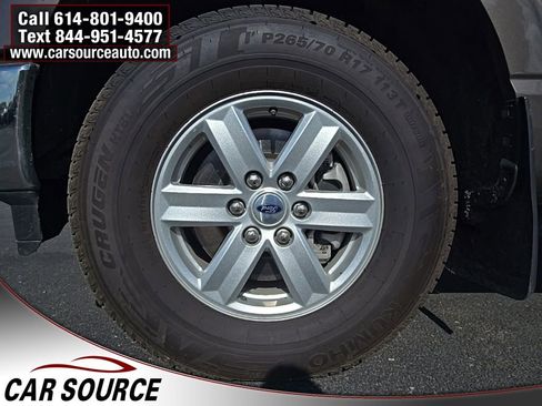 Used 2022 Ford F150 XLT w/ Trailer Tow Package image 9