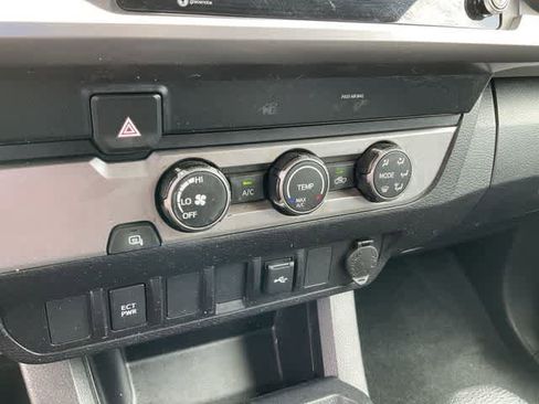 Used 2023 Toyota Tacoma SR5 RWD image 21